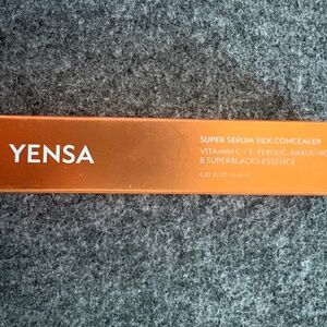 Yensa Super Serum Silk Concealer - Light 1
